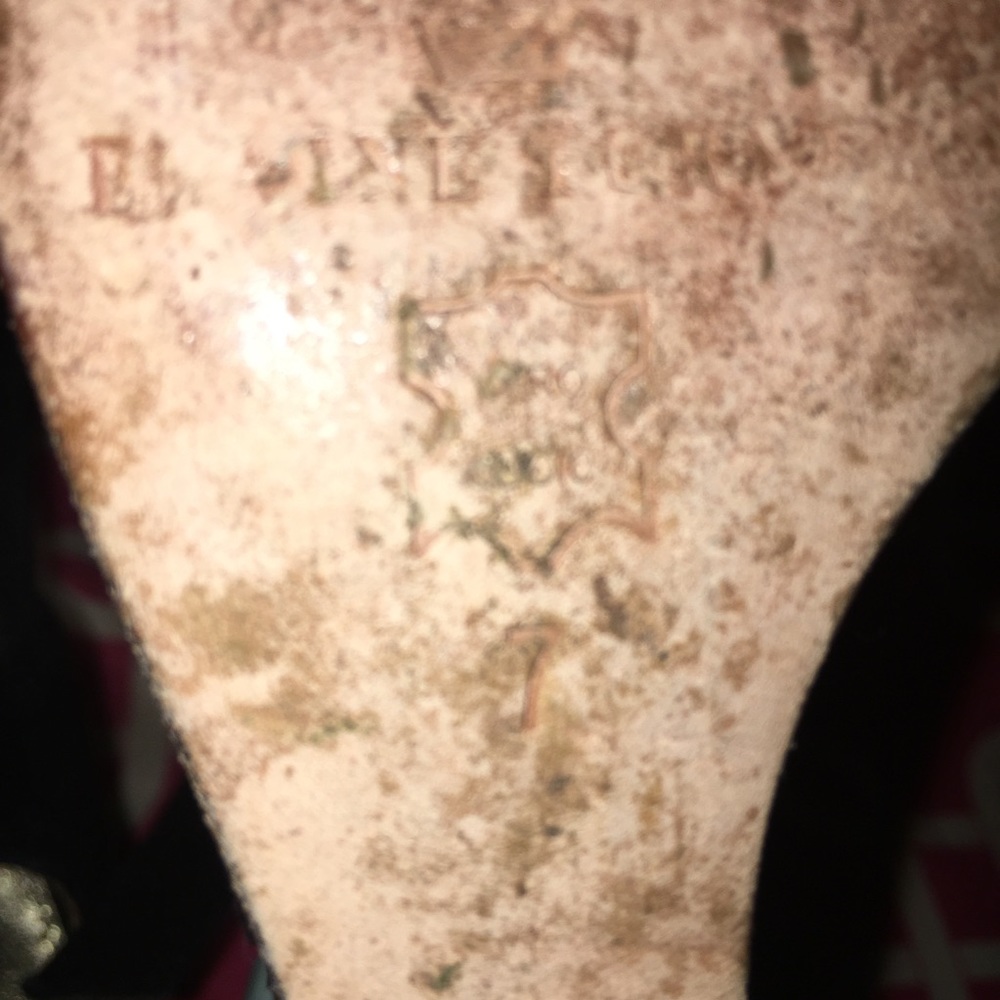 Shoes - Picture 4 of 5